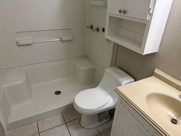 23423 Tree House Ln — Photo 20