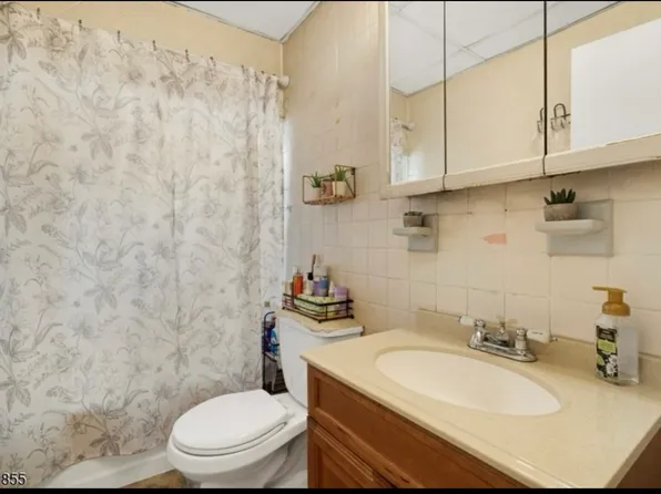 (undisclosed Address), Haledon, NJ 07508