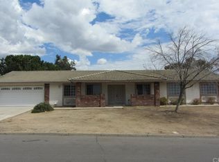 18750 Ravenwood Dr, Perris, CA 92570