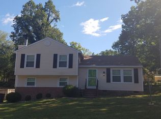 4911 Taos Ln, Glen Allen, VA 23060