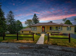 120 Horseshoe Dr, Moscow, PA 18444