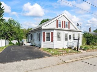 5 Crosby St, Webster, MA 01570