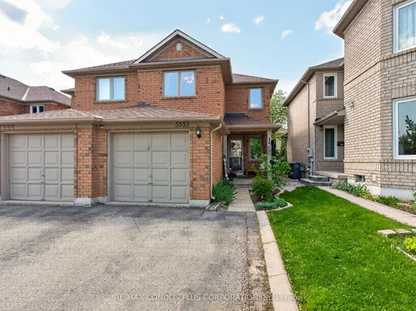 3353 Wild Cherry Ln, Mississauga, ON L5N 7N7