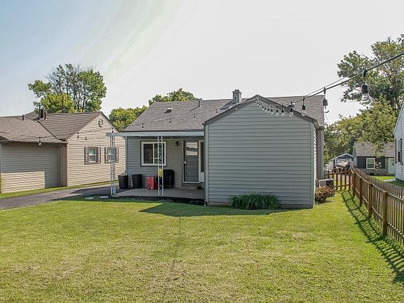 4th image of 709 Heimert Ave