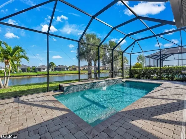 16072 Palmetto Prairie Dr, Alva, FL 33920