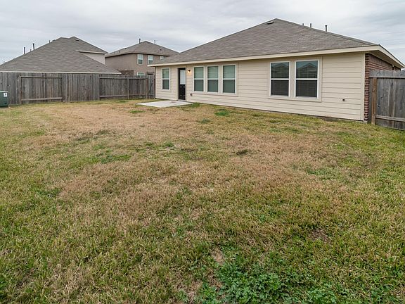 5th image of 34 Laguna Bend Dr