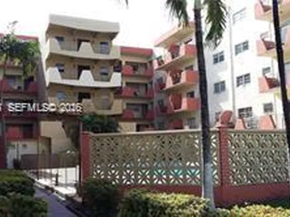 1630 W 46th St APT 203B, Hialeah, FL 33012