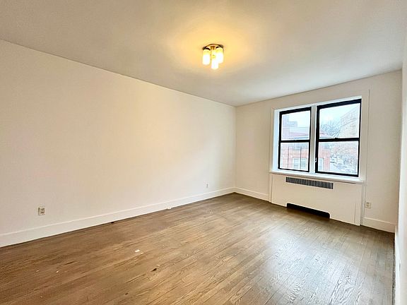 3rd image of 3660 Waldo Ave APT 6g
