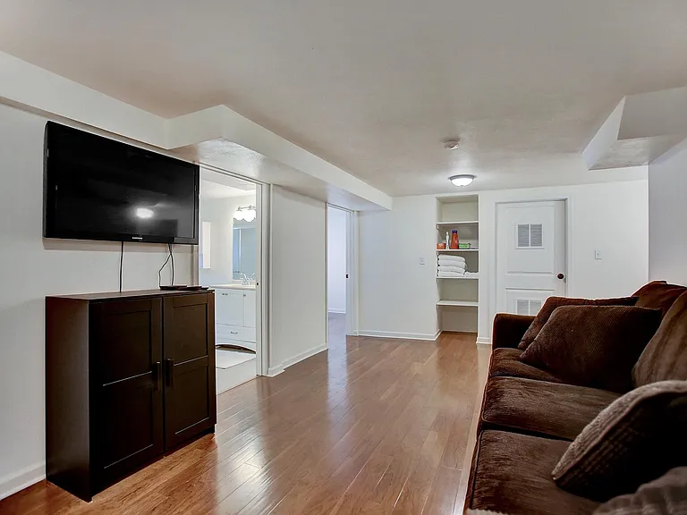 7320 SW 26th Ave #C — Photo 3