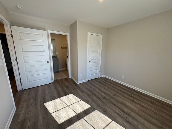 5th image of 207 Mountaindale Dr