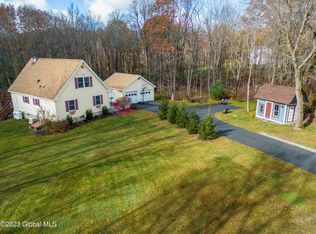 536 McChesney Avenue Ext, Troy, NY 12180