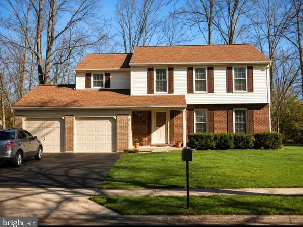 9912 Wood Stream Ct, Lanham, MD 20706