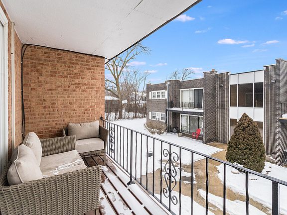 2nd image of 18340 Cherry Creek Dr APT 8
