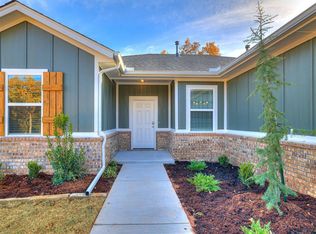273 Stella Trl, Guthrie, OK 73044