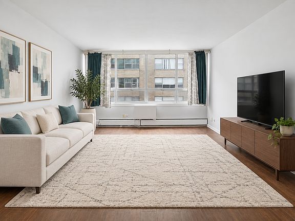 2nd image of 6171 N Sheridan Rd APT 2104
