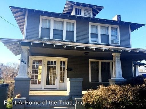 1st image of 808 Dewey St