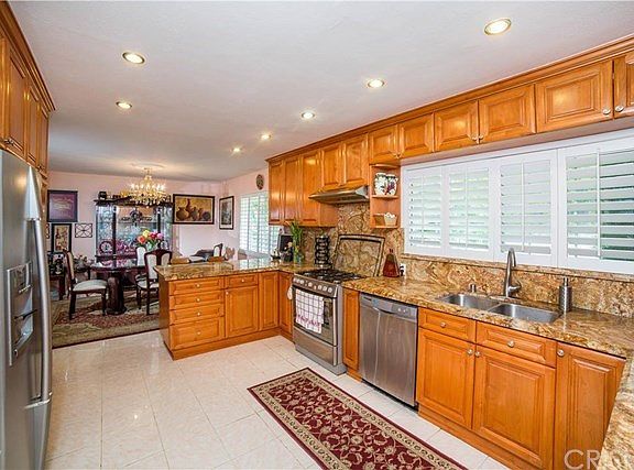 3rd image of 5608 Valley Circle Blvd