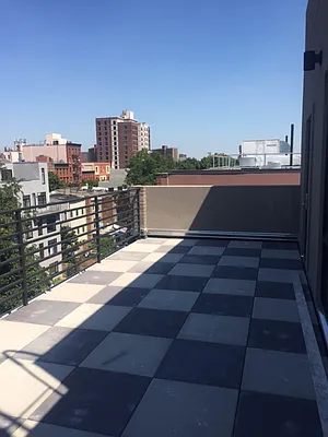 Rented by Real Team Brokerage | media 78