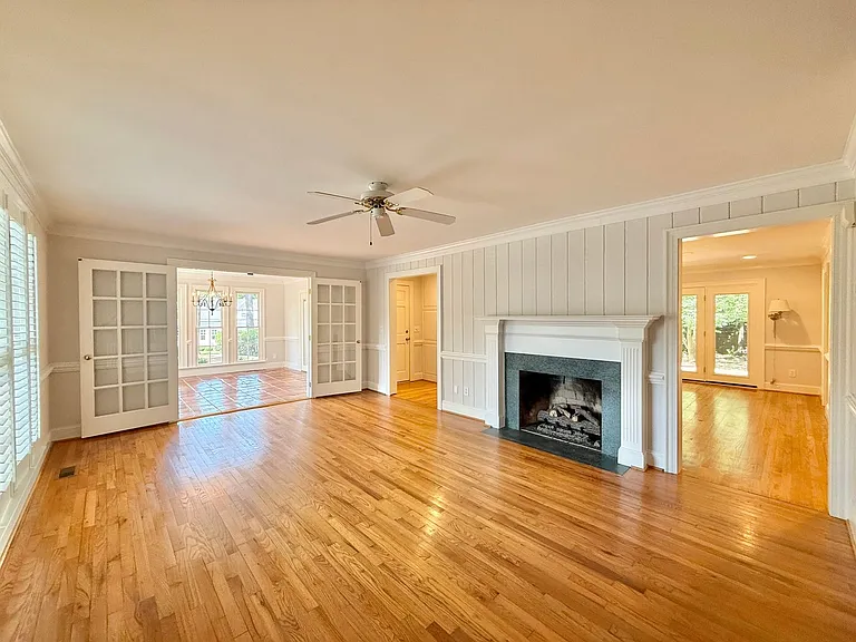 1610 Ridge Rd — Photo 5