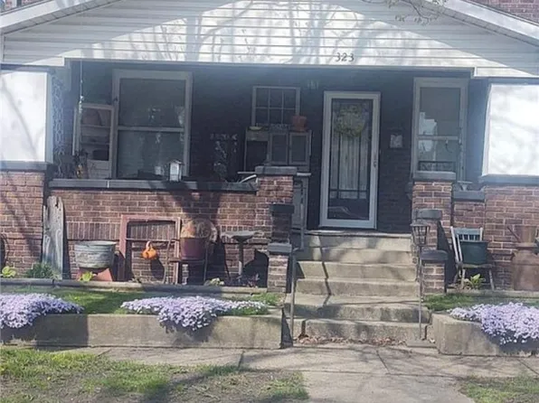 323 S 9th St, Coshocton, OH 43812