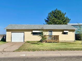 785 Cherokee Dr, Colby, KS 67701