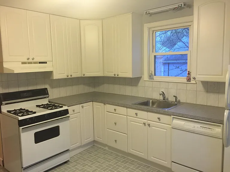 56 Fairmont St — Photo 7