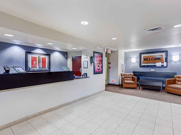 Lobby and Guest Check-in