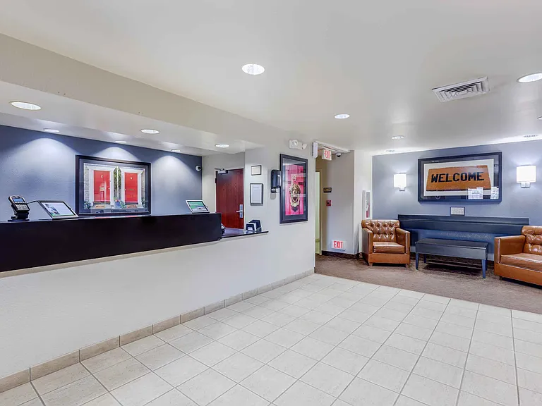 Lobby and Guest Check-in