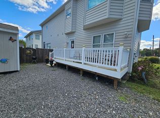 223 Sulgrave St, Colonial Beach, VA 22443