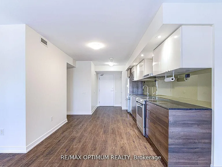 121 McMahon Dr #1817 — Photo 11