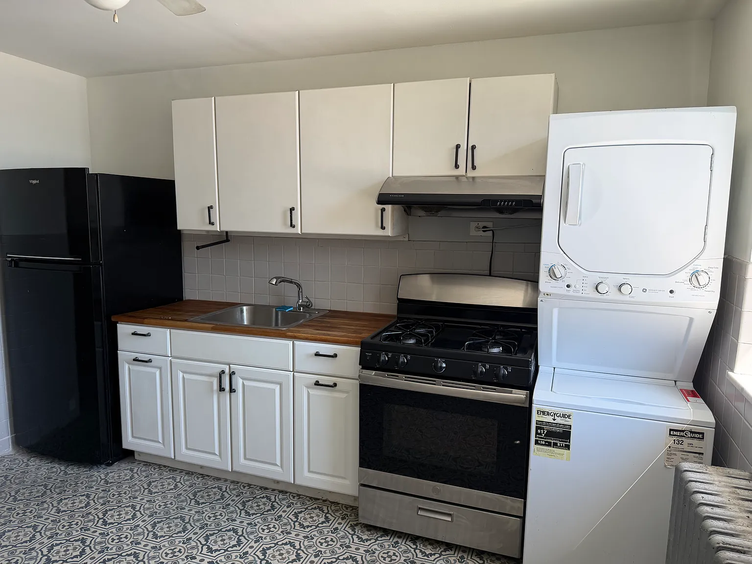 1 bed, 800 sqft, $1,600 — Photo 3