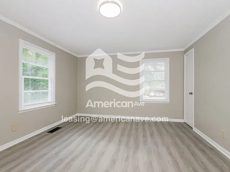 1857792_012_wm_-_bedroom_12933131.jpg