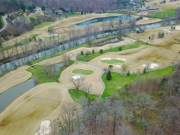 3rd image of 948 Golden Bear Dr