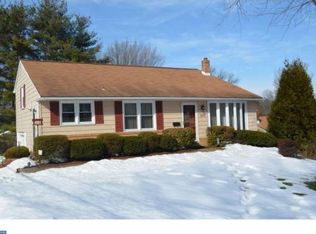 1102 Division Ave, Willow Grove, PA 19090