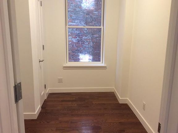 2nd image of 110 W 69th St APT 1D