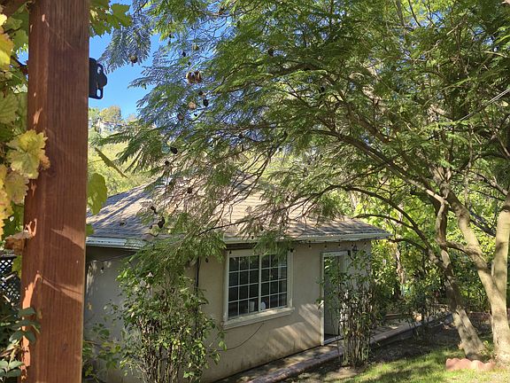 3rd image of 4003 Harriman Ave #B