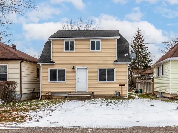 53 Kinsey St, Saint Catharines, ON L2S 1E2