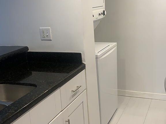 2nd image of 850 N Miami Ave APT 210