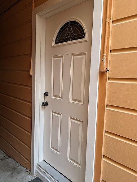 1st image of 1348A Broadway St
