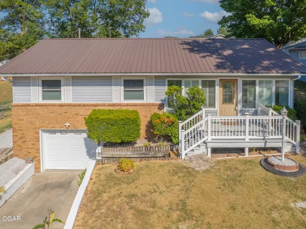 1305 Benton Ave, Neosho, MO 64850