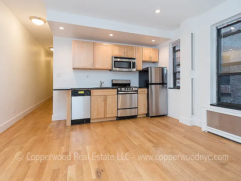 444 E 81st St #13 — Photo 1