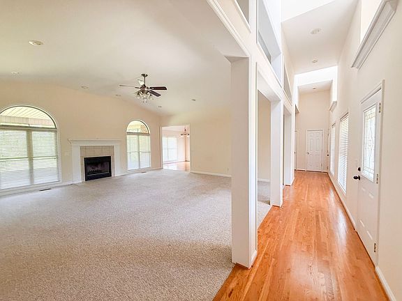 4th image of 4565 Twin Creeks Dr