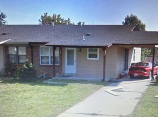 32 Laura Dr, Saint Peters, MO 63376