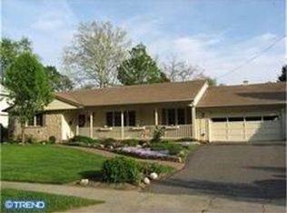304 Mohawk Dr, Wenonah, NJ 08090