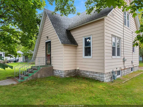 1524 6th St, Marinette, WI 54143