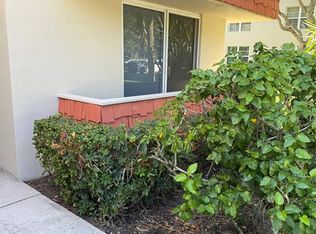 802 Cypress Blvd #101, Pompano Beach, FL 33069