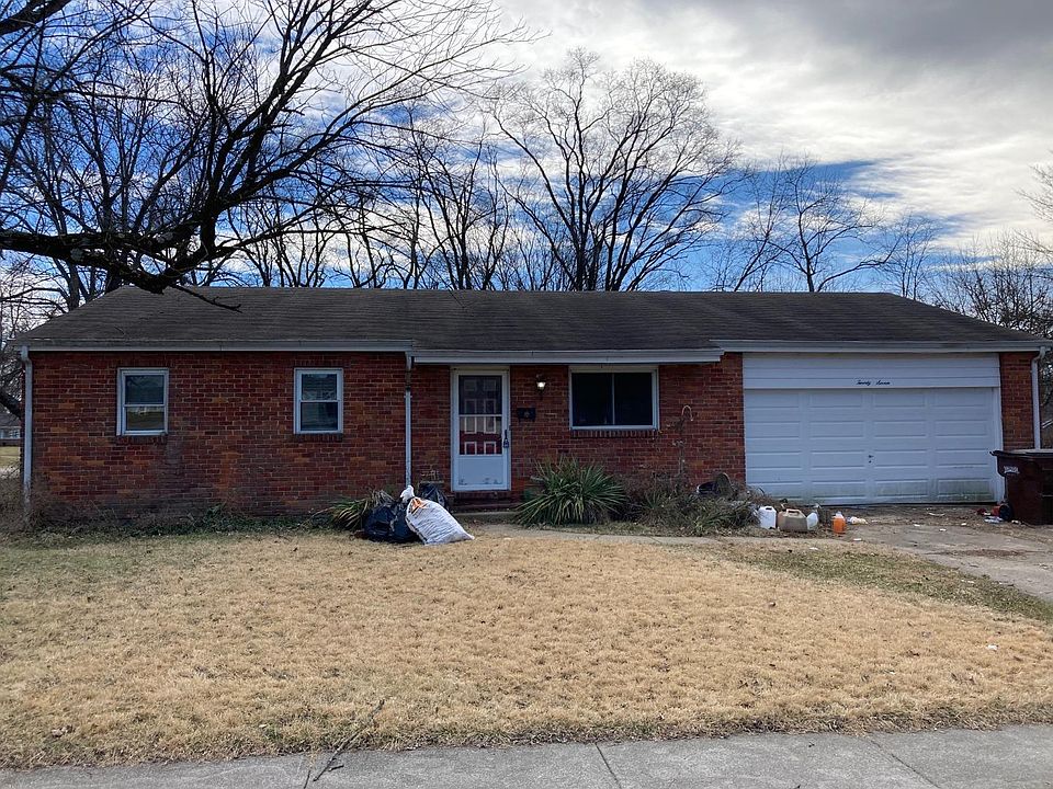 1st image of 27 Rosemarie Dr