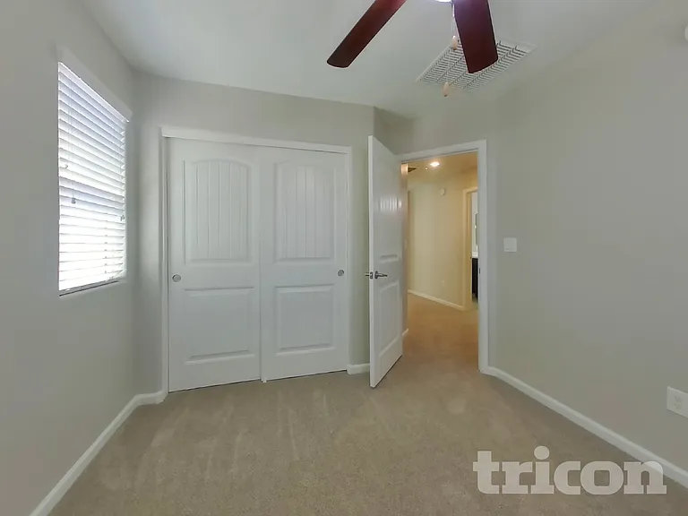 12532 W Hummingbird Ter — Photo 10