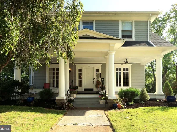162 E Curtin St, Bellefonte, PA 16823