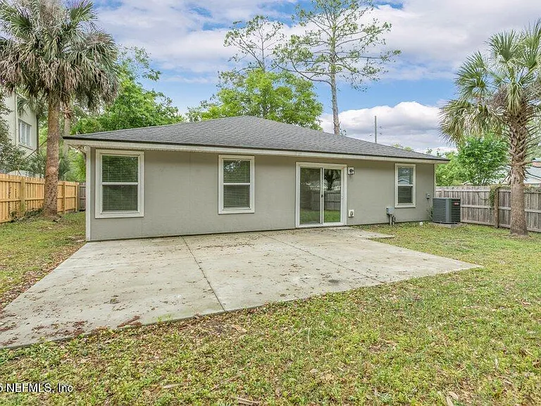 2235 Bayview Rd — Photo 38